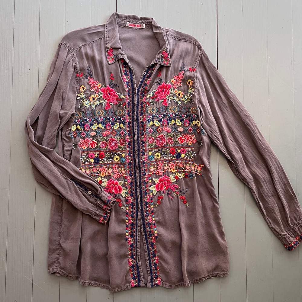 Embroidered Floral Women's Top Johnny Was